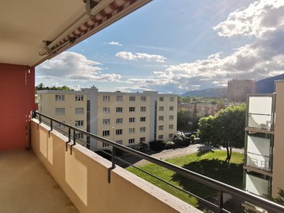 Balkon und Aussicht, Beundenring 12-22 (4. Stock)